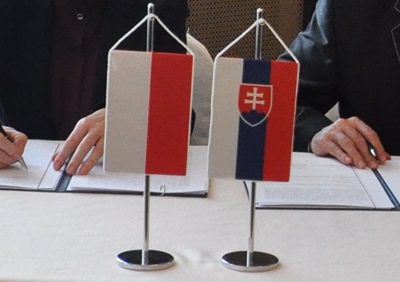 Skúsenosti Fondu pre transparentné Slovensko využijú aj v Poľsku