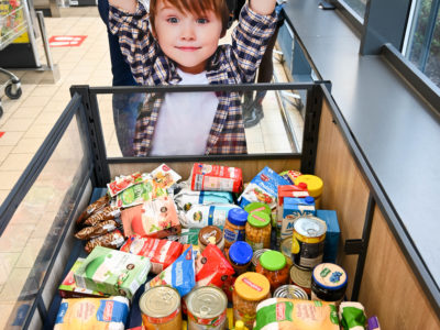 Tisíc ton pomoci, hlási najväčšia potravinová zbierka na Slovensku