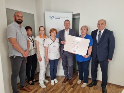 Nadácia COOP Jednota prispela Fakultnej nemocnici Trnava na  videolaryngoskop v hodnote 10 000 eur